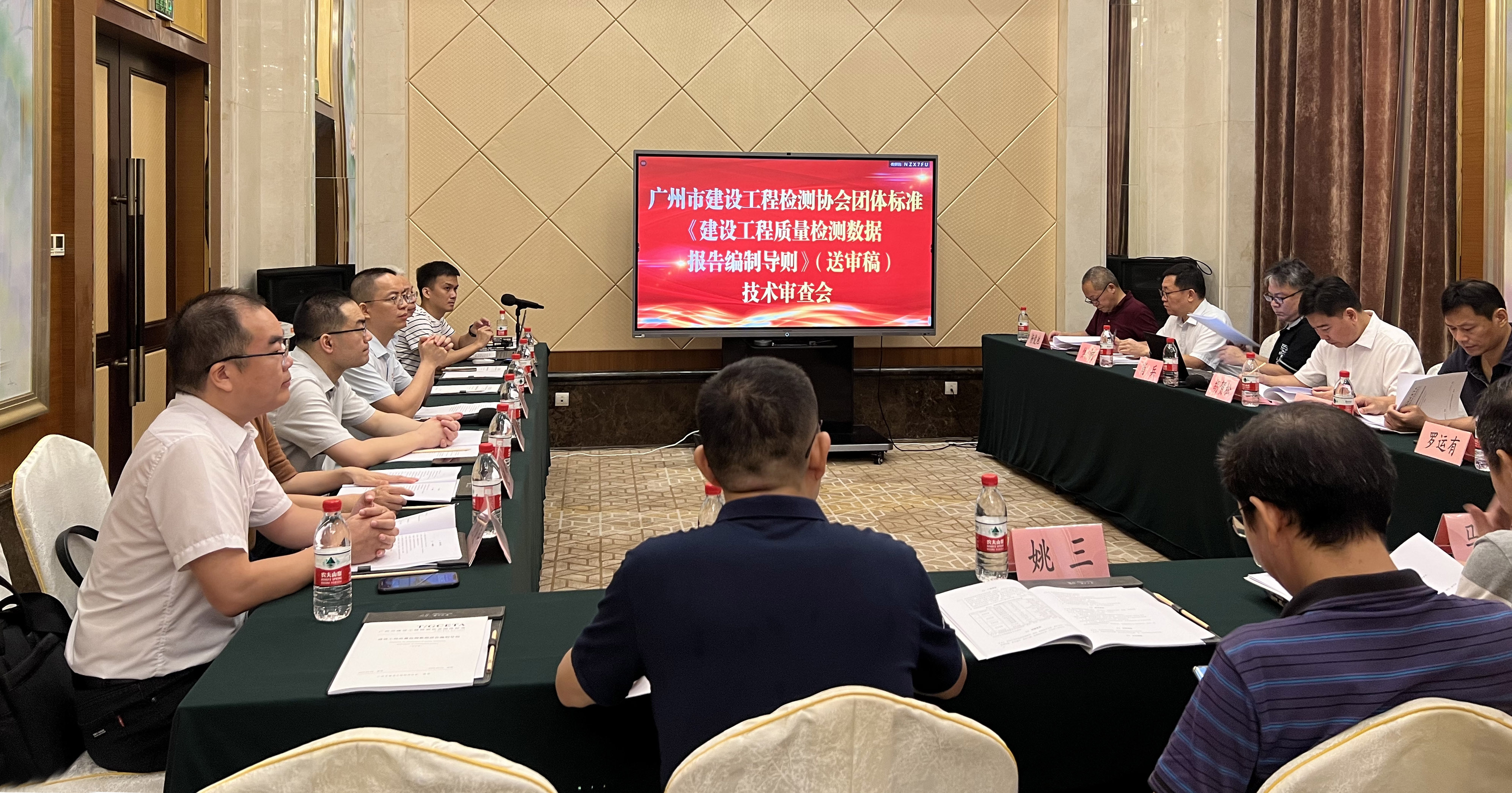 0718-1.jpg 0718-1.jpg